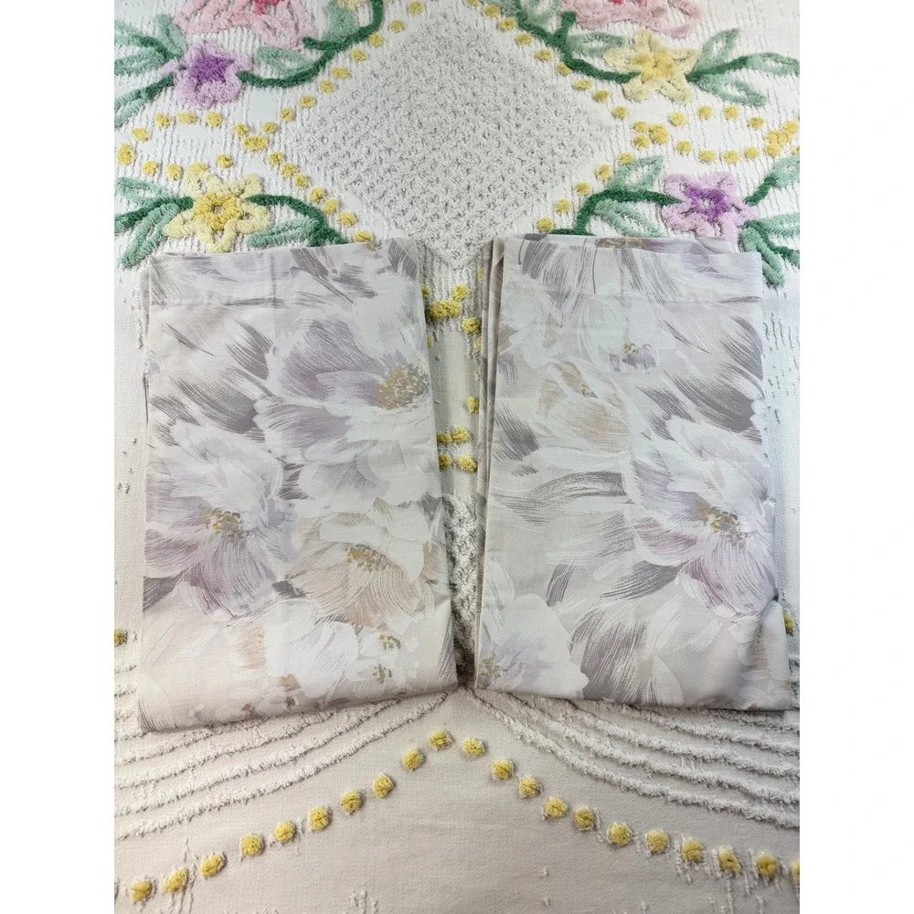 Vintage Sears Roebuck Floral Pillowcase Set Queen Lavender Mauve USA Made 2pc